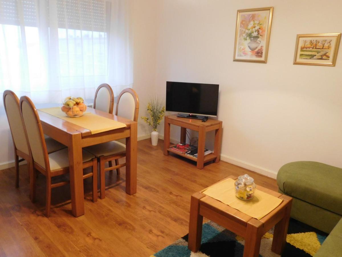 Apartman Ana Zupanja Extérieur photo