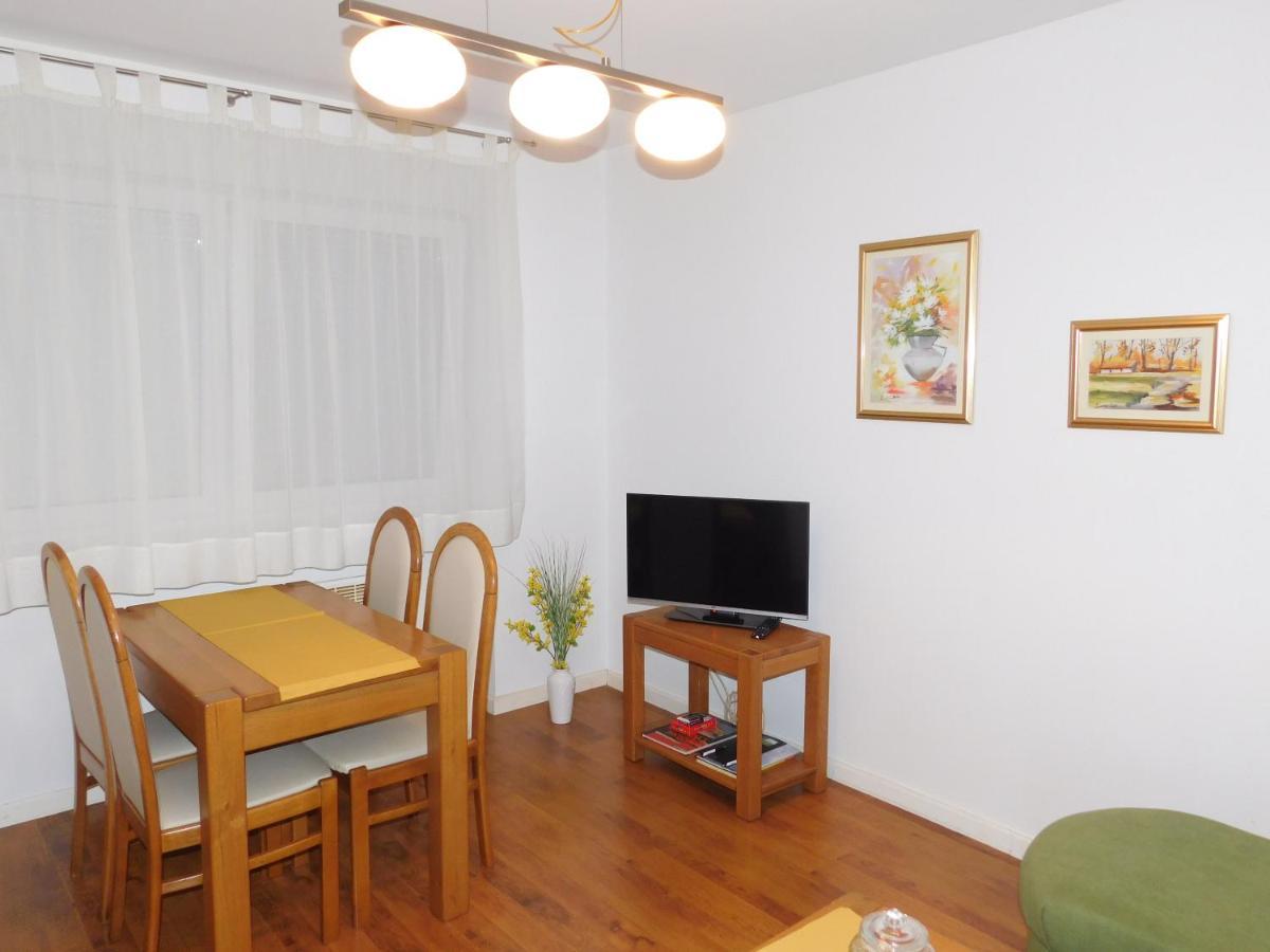 Apartman Ana Zupanja Extérieur photo
